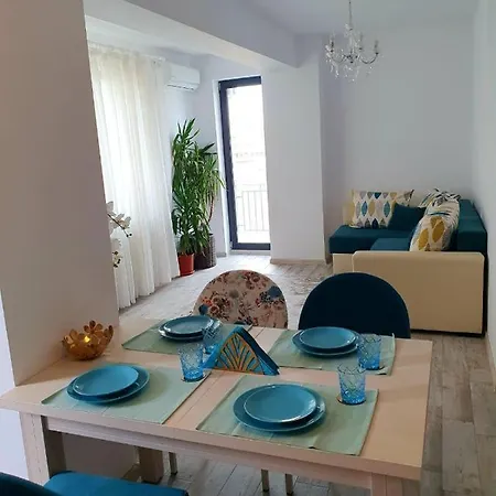 Apartament 2 Camere アパート *