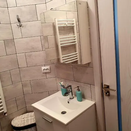 Apartament 2 Camere アパート
