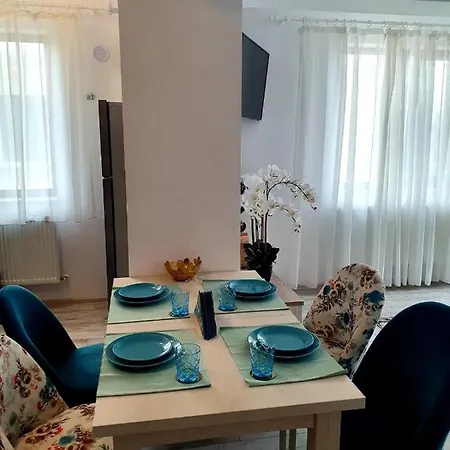 Apartament 2 Camere アパート *