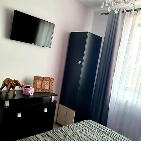 Apartament 2 Camere アパート ナボダリ